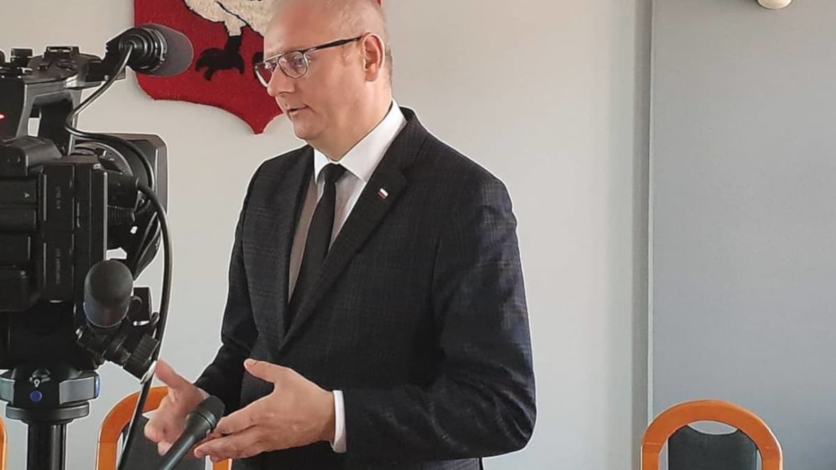 Jarocin. Burmistrz zaproponował pracę byłemu wojewodzie