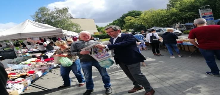 Wybory 2020. Rozdawali gazetki i promowali kandydata na prezydenta