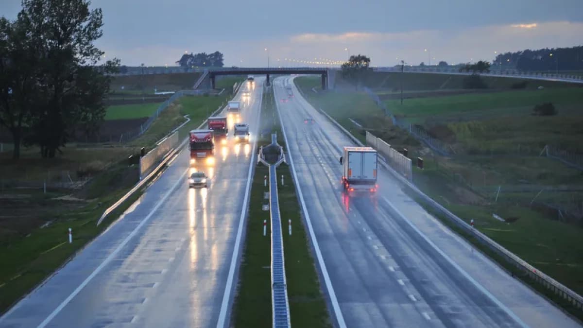 Na jakim etapie jest budowa drogi ekspresowej S11 z Jarocina w stronę Poznania? GDDKiA odpowiada [SONDA]