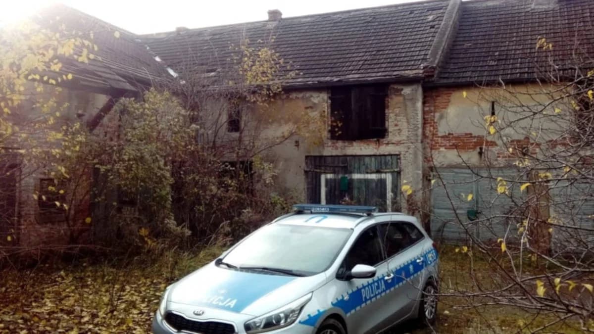 Jarocińscy policjanci sprawdzają miejsca, gdzie mogą przebywać bezdomni. Możemy im pomóc - jak to zrobić? [SONDA]