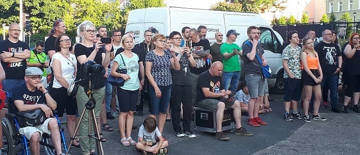 Koncert ku pamięci Roberta Brylewskiego w Jarocinie [WIDEO] [FOTO]