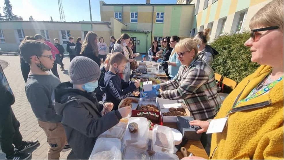 Za Zu Zi i BaiKa zagrają w szkole w Golinie dla pogorzelców. Będzie też kiermasz wielkanocny