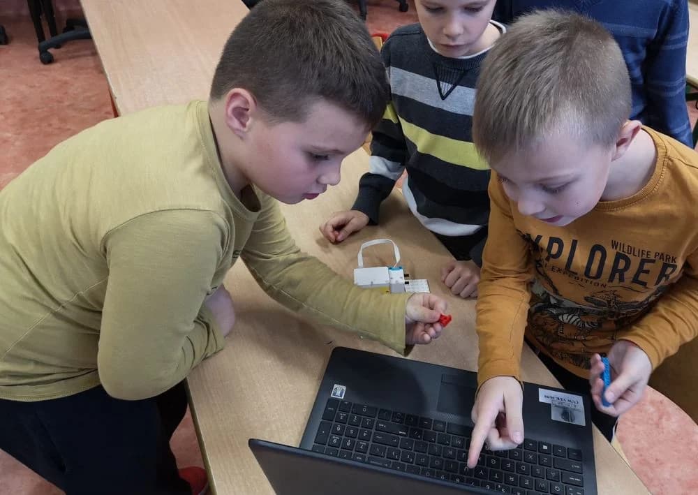 Szkoła w Kolniczkach w projekcie Cyfrowa Szkoła Wielkopolsk@ 2020