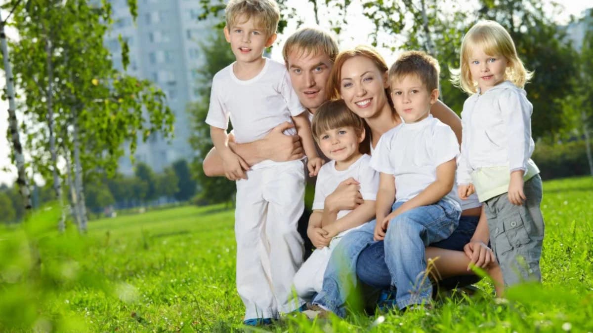 Ta zmiana w 800 plus ucieszy rodziców. Na czym będzie polegała i od kiedy wchodzi w życie?