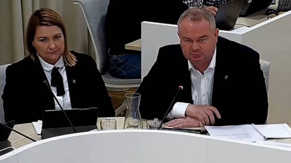 Jarocińska radna ma stracić stanowisko szefowej KRUS-u. Co na to rada miejska? [SONDA]