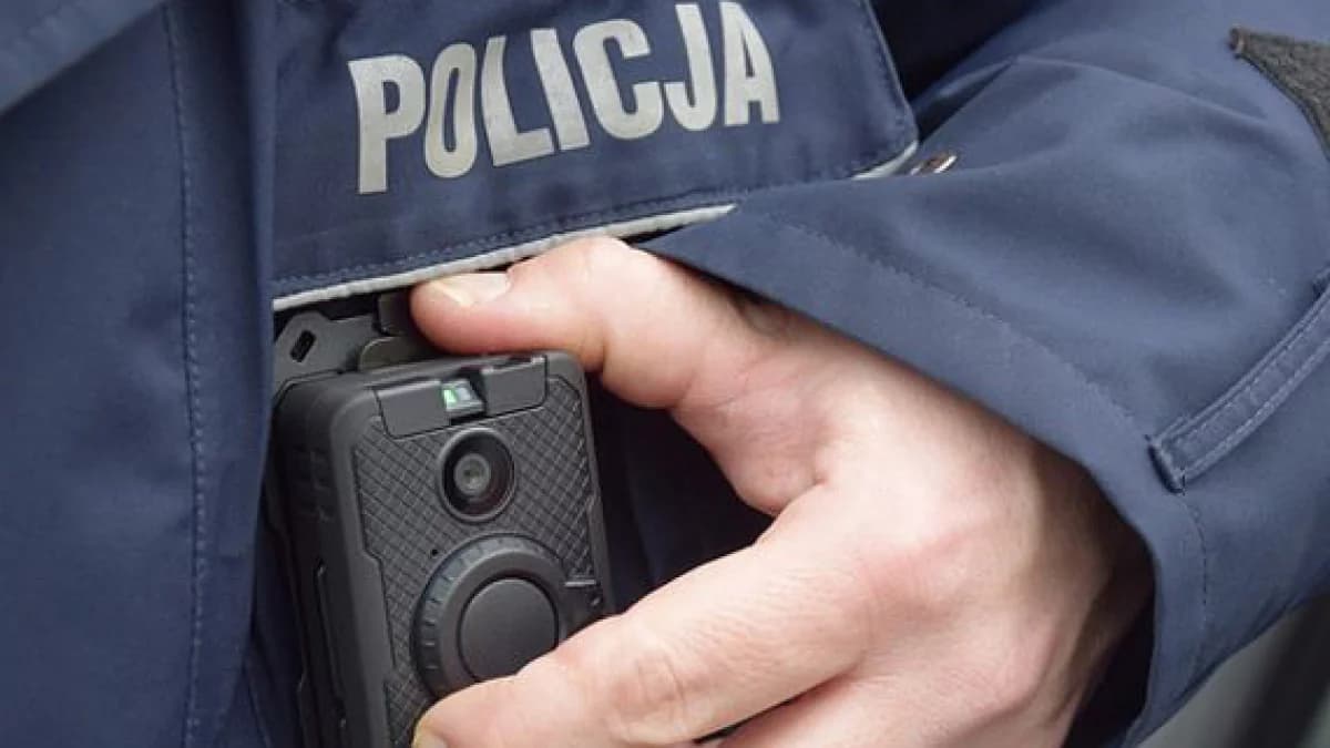 Zwłoki kobiety znaleziono w jednym z mieszkań w Jarocinie. Policja ustala okoliczności śmierci