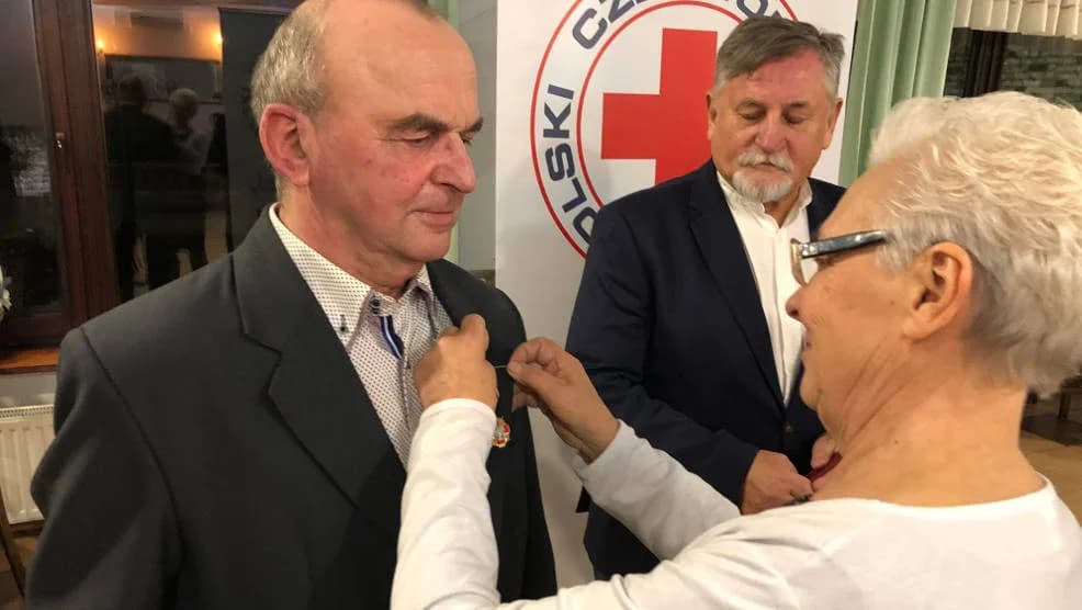 Oddali krew. Zostali odznaczeni. Zobacz, kto otrzymał medal [ZDJĘCIA]