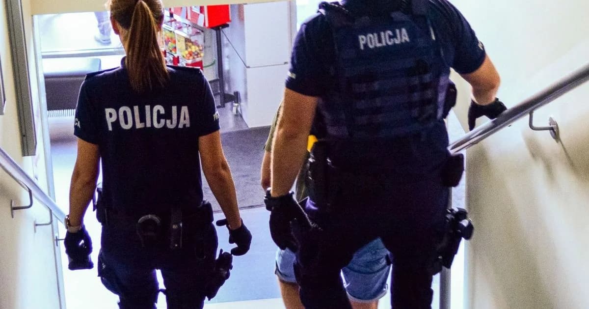 Bomba w Urzędzie Miejskim w Jarocinie? Policja przeszukuje pomieszczenia magistratu