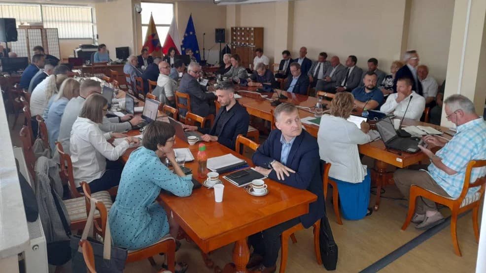 Radni mieli uchwalić zmiany w studium uwarunkowań gminy Jarocin. Posiedzenie zostało przełożone