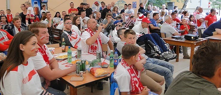 Euro 2016: W strefie kibica bawią się w najlepsze