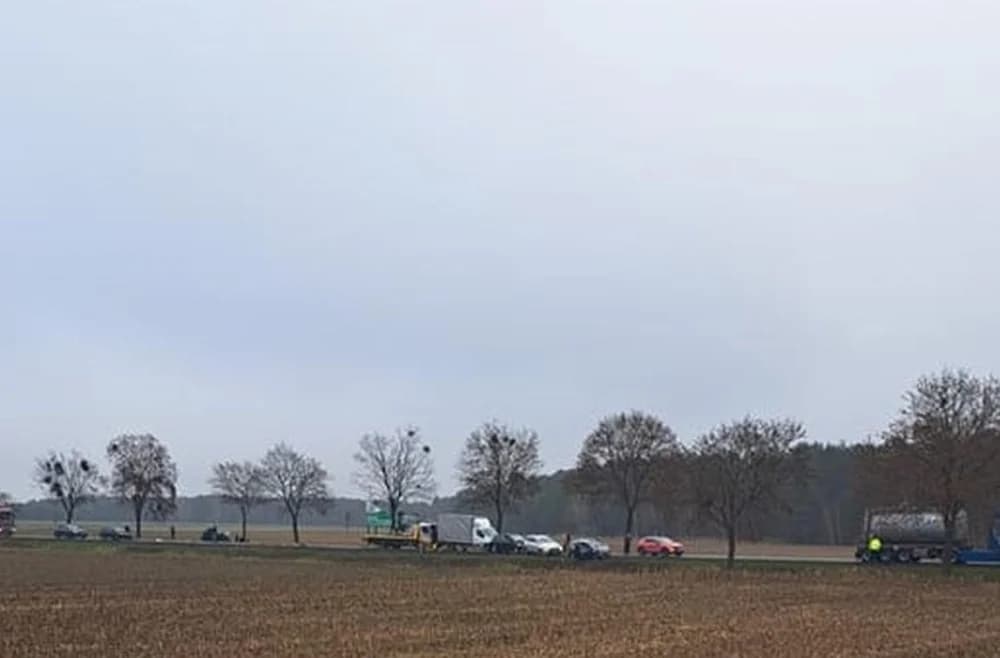 Wypadek w Krzykosach. Są ranni
