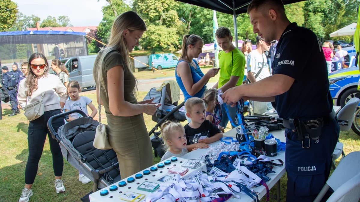 Piknik służb mundurowych w Żerkowie [ZDJĘCIA]