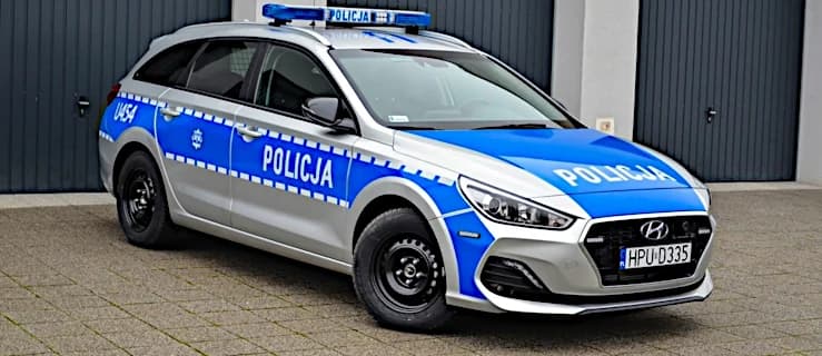 Kręcił „bączki” przed jednym z marketów Jarocinie