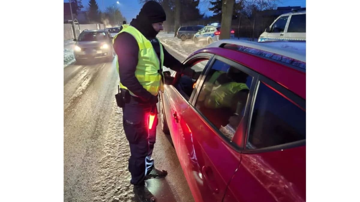 Zmasowana akcja policji przeciw nietrzeźwym kierowcom. W powiecie jarocińskim przebadano ponad 1800 kierujących.
