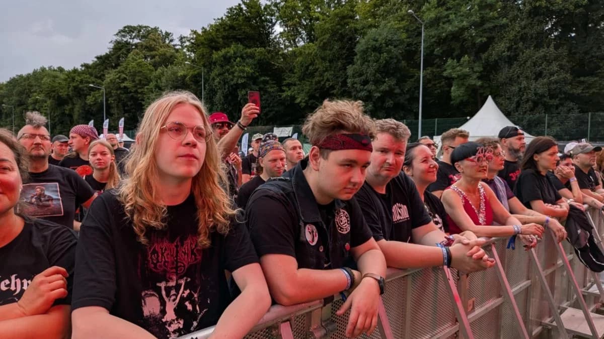 Trwają pierwsze koncerty trzeciego dnia Jarocin Festiwal 2025 [ZDJĘCIA]