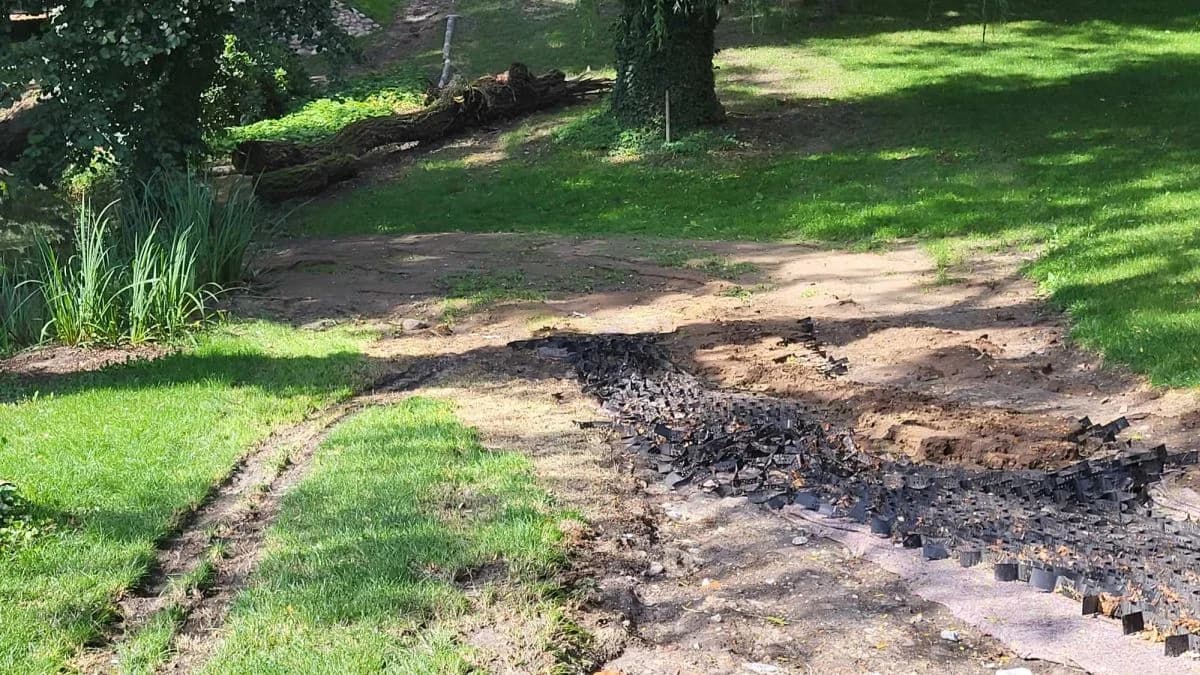 Duże straty po ulewie w Parku Radolińskich w Jarocinie [ZDJĘCIA]