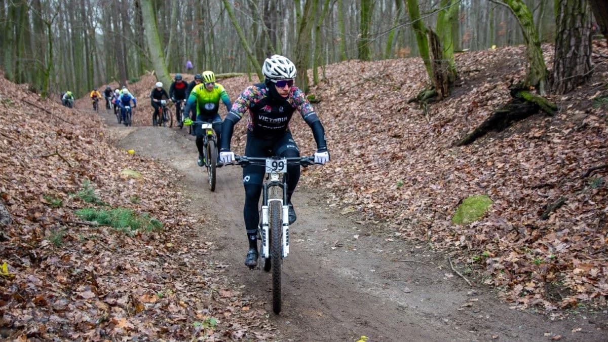 Jarocin Rock Race. Mocne ściganie na wymagającej, leśnej trasie [ZDJĘCIA, WIDEO]