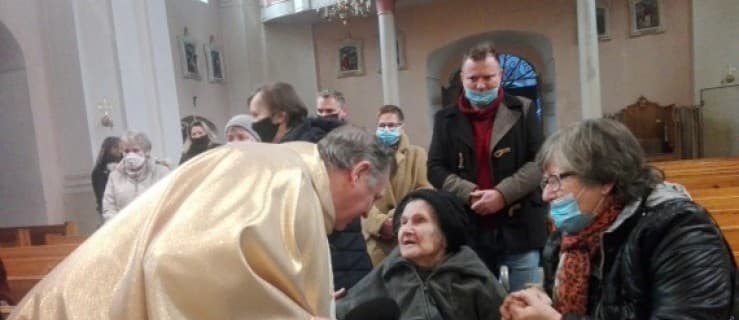 Teresa Muc skończyła wczoraj 100 lat. List od premiera i burmistrza wręczono podczas mszy św.