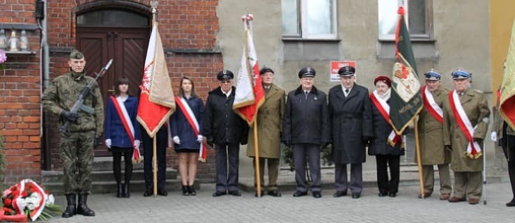 Władza się nie lubi. Kombatanci nie wiedzą, o co chodzi