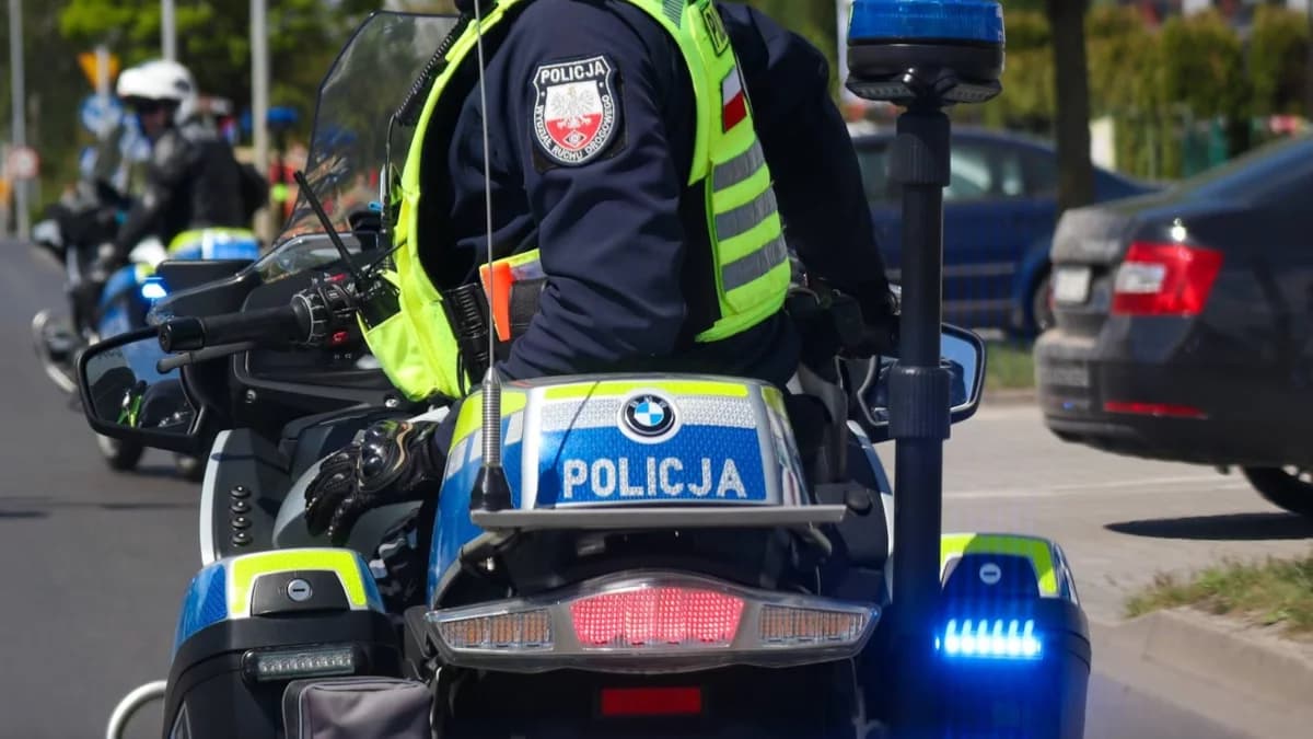 Motocyklista trafił do szpitala po zderzeniu z toyotą