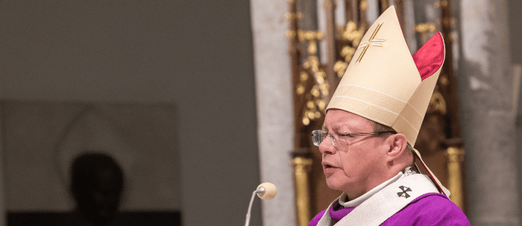 Rydzyk: "Biskup Janiak jak męczennik". Arcybiskup Grzegorz Ryś przeprasza