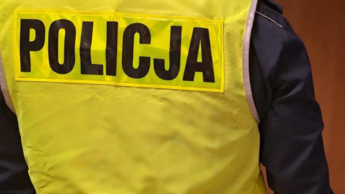 Łapał za klamki samochodów na jednym z jarocińskich osiedli. Został wylegitymowany przez policję