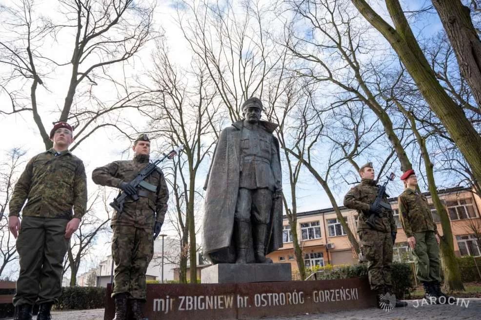 Uczcili 153. rocznicę urodzin majora Zbigniewa Ostroroga-Gorzeńskiego [ZDJĘCIA]