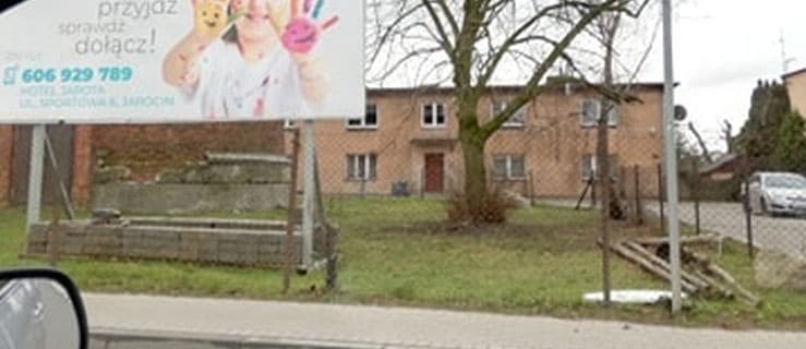 UWAGA! Nie ma lustra przy wieży ciśnień