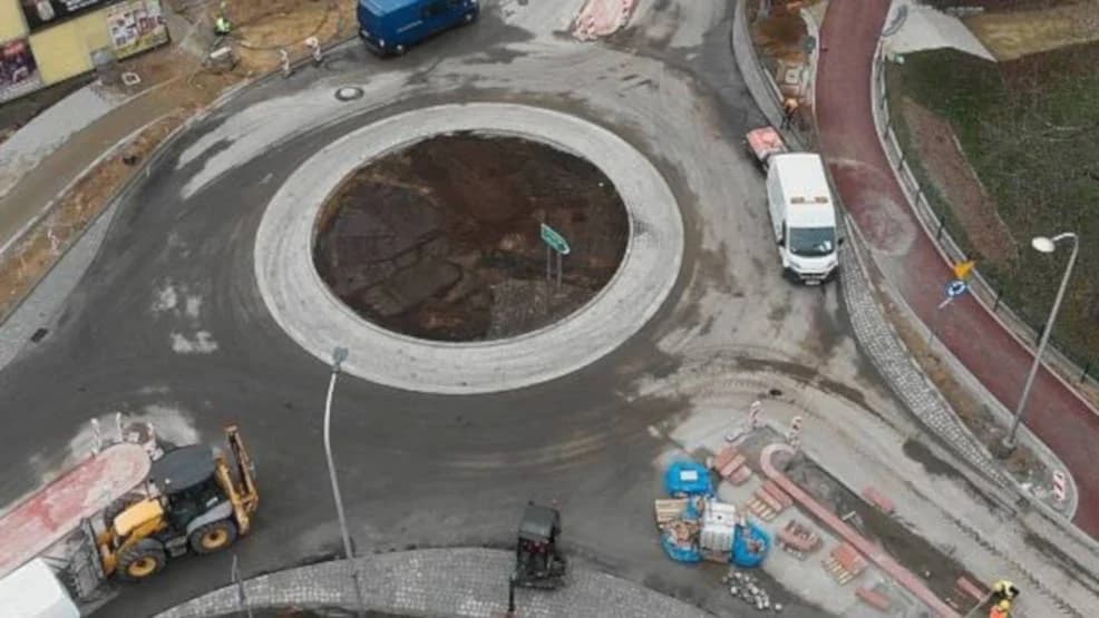 Starostwo Powiatowe w Jarocinie przygotowuje przetarg na przebudowę drogi Zalesie - Osiek