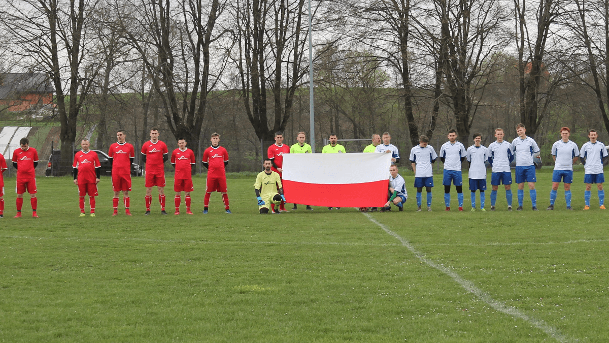 Piłkarskie granie w święto Konstytucji