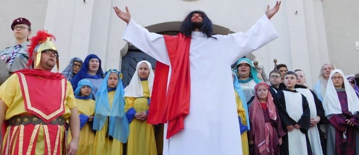 Jarocińskie Misterium Męki Pańskiej z roku na rok coraz lepsze [DUŻO ZDJĘĆ, WIDEO]