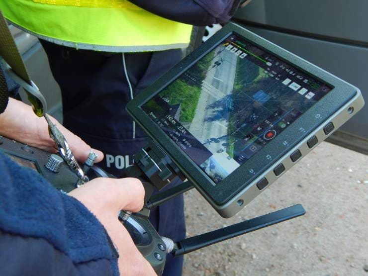 Policyjny dron nad Jarocinem i okolicą