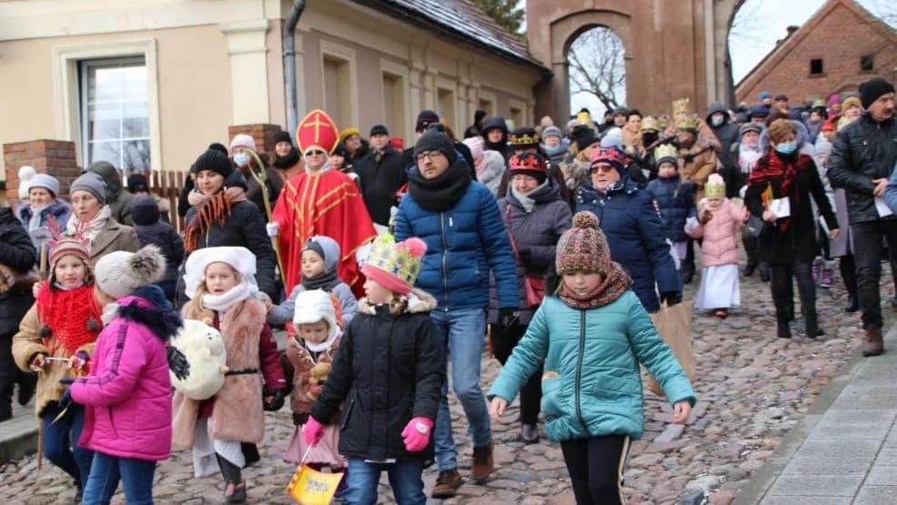 Pierwszy Orszak Trzech Króli w Żerkowie [ZDJĘCIA]