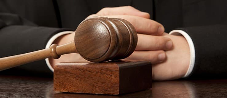 Były sekretarz, komendant straży, urzędnicy w sądzie. Wszyscy przeciwko gminie