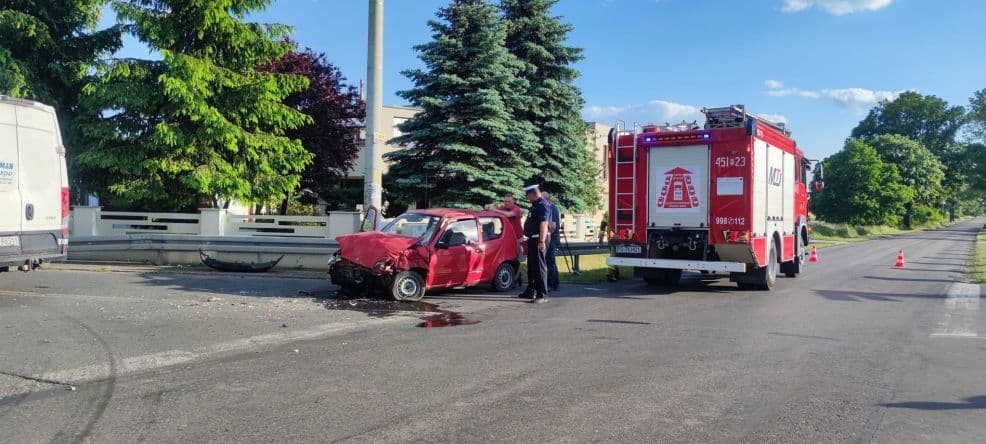 Wypadek w Roszkowie. Droga Jarocin-Nosków zablokowana