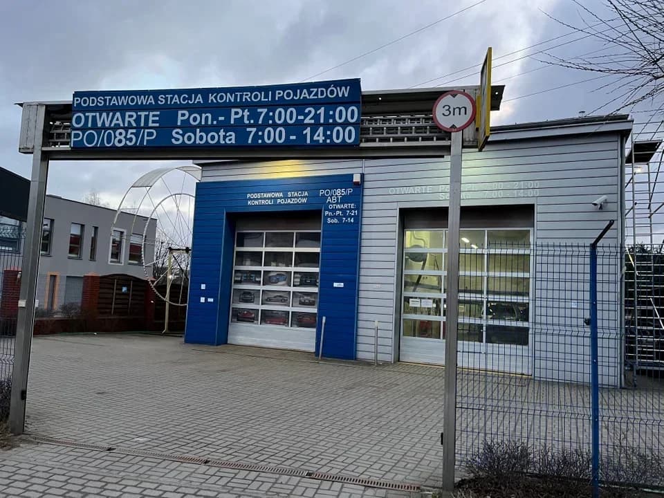 Badanie techniczne drożeje do 430 zł? Kierowcy niepotrzebnie łapią się za głowę