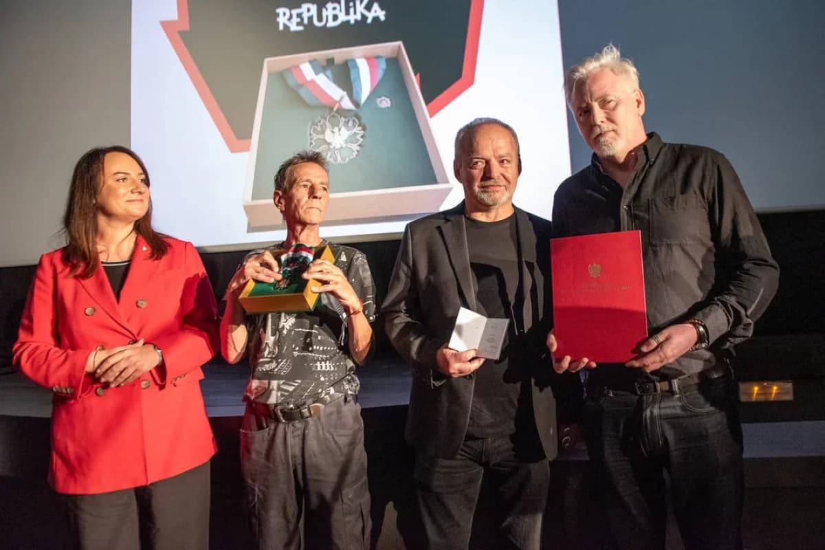 Republika odebrała medal „Zasłużony Kulturze Gloria Artis”. Zespół podjął niespodziewaną decyzję