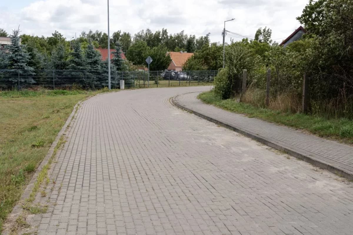 Droga była w złym stanie, ruszył remont. Ulica zamknięta