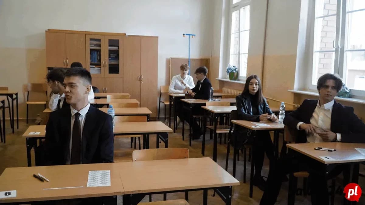 Matura 2025. Mamy arkusz z języka angielskiego [ZDJĘCIA]