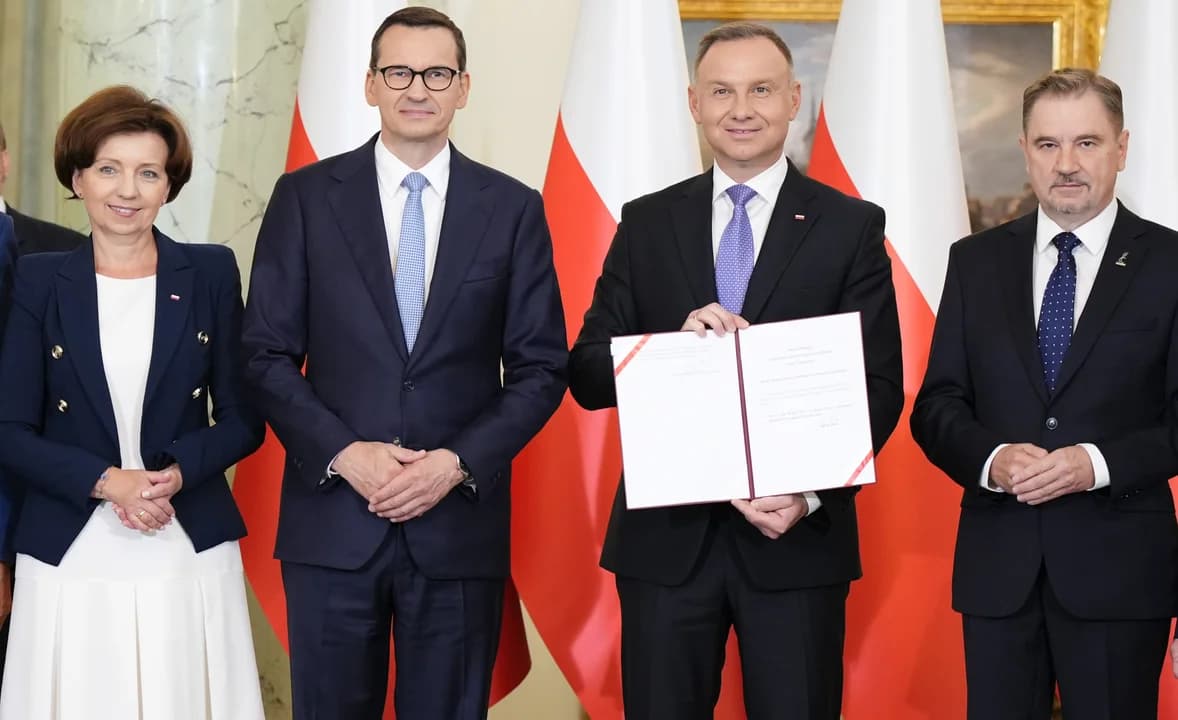 Seniorzy zasługują na dodatkowe świadczenia i godne życie